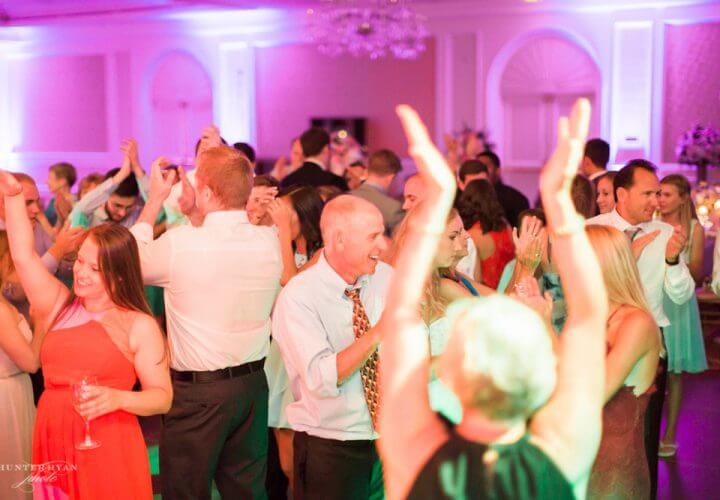 People dancing at WIley Entertainment wedding reception